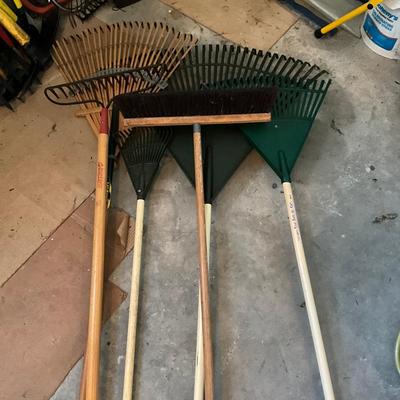 G1884 Lot of Garden Rakes