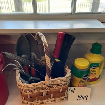 G1888 Garden Tools, Watering Can, and more