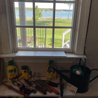 G1889 Lot of Garden Hand tools with HAWS Watering Can