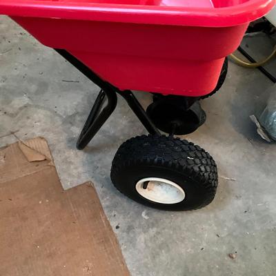 G1891 Earthway EV-N-Spred Spreader