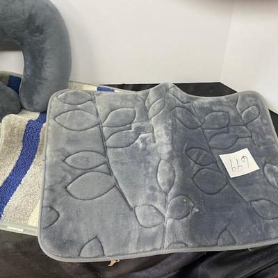 New Bath Rugs and Neck Pillow