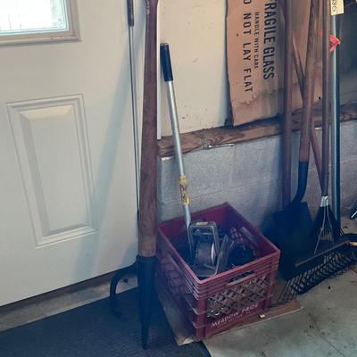 G1896 Come along Wench with Log Grabber
