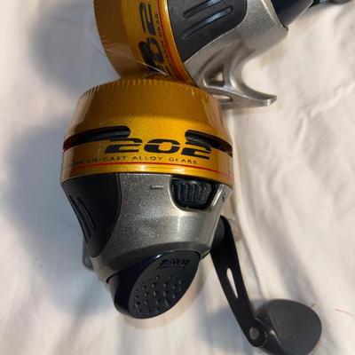 S1855 Pair of Zebco Model 202 Reels