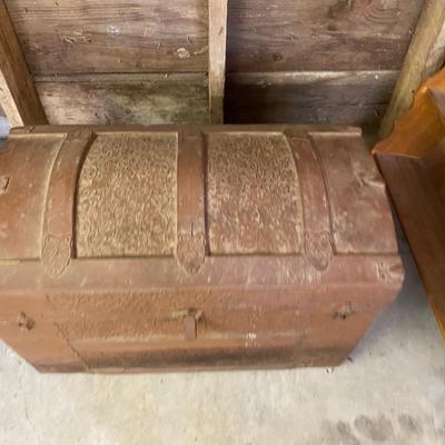 Vintage Camelback Trunk