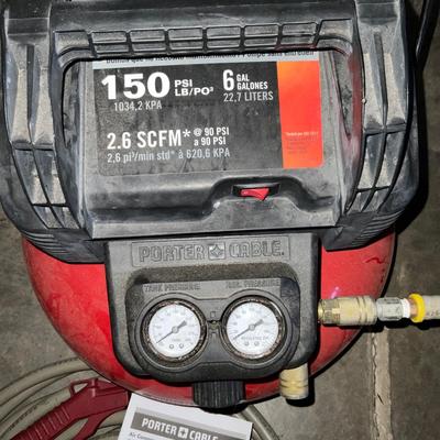 G1935 Porter Cable 150lb. 6 gallons Air Compressor with Hoses