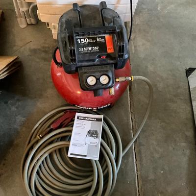 G1935 Porter Cable 150lb. 6 gallons Air Compressor with Hoses