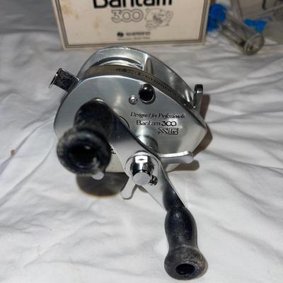 S1863 Vintage Shimano Bantam Model 300 SG Bait Casting Reel