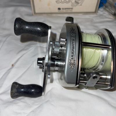 S1863 Vintage Shimano Bantam Model 300 SG Bait Casting Reel