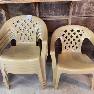 5 Patio Chairs