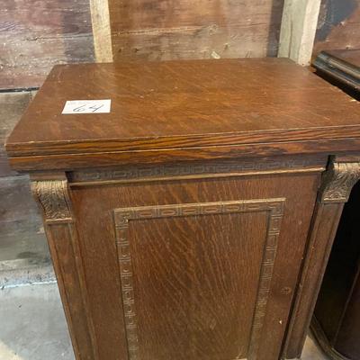 Vintage Franklin Sewing Machine in Cabinet