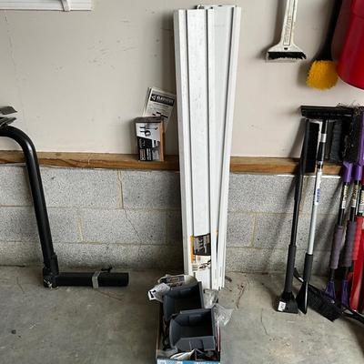 G1943 GLADIATOR Wall Slat with Accessories