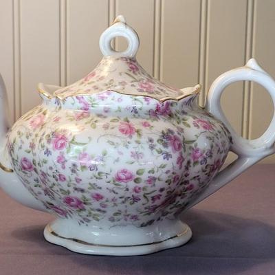 Lefton Porcelain Teapot with Music Box