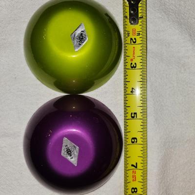 2 small metal bowls