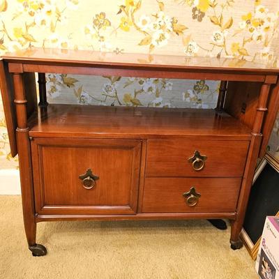 MCM Bar Sideboard expandable on wheels