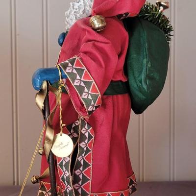 Clothtique Santa by Possible Dreams