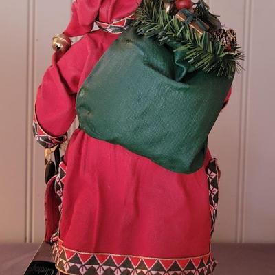 Clothtique Santa by Possible Dreams
