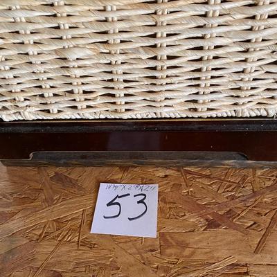 Shelf with Baskets with Rollers