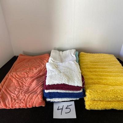 Assorted Towels