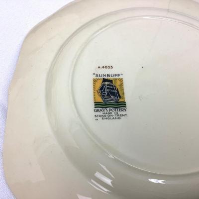932 SUNBUFF Grays Pottery Fish Plates