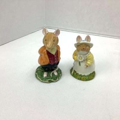 938 Royal Doulton and Woodmouse Figurine  Lot