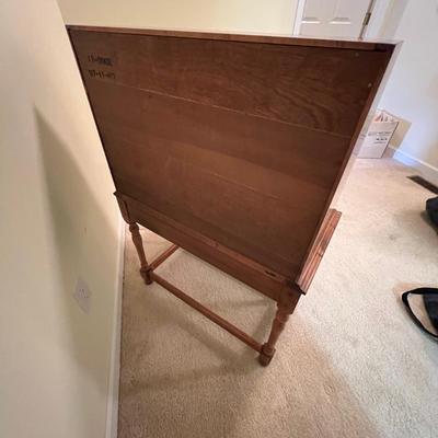 Slant Front Wooden Writing Desk W/Original Key (US-RG)