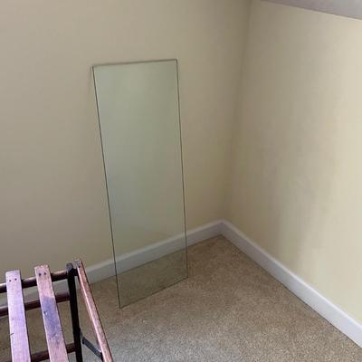 Unique Folding Vintage Coffee Table W/ Glass Top (UD-RG)