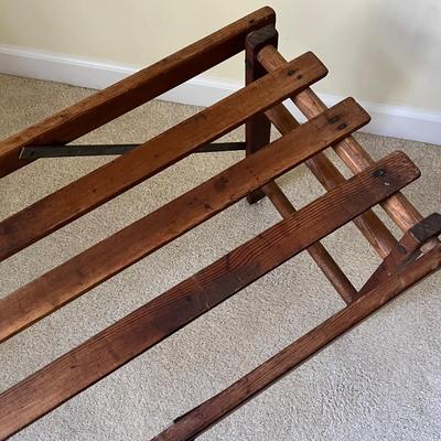 Unique Folding Vintage Coffee Table W/ Glass Top (UD-RG)
