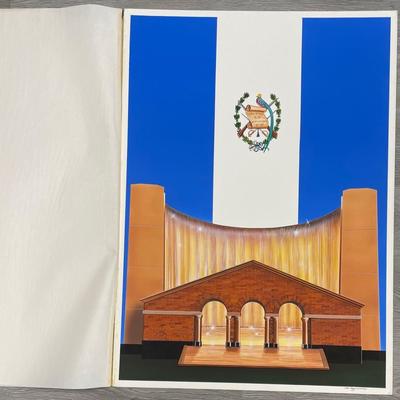 ARTIST: LAINE VAIGUR / 500 Anos Houston + Bandera Guatemala 