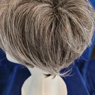 Raquel Welch Wig