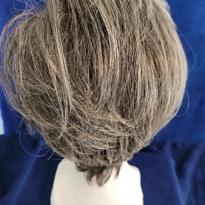 Raquel Welch Wig