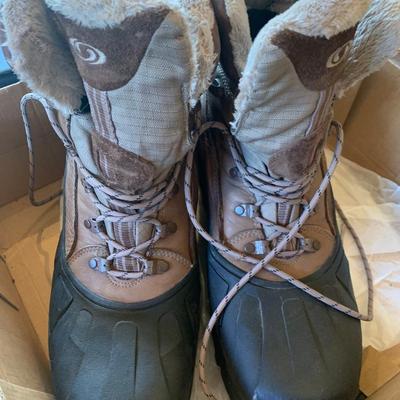 Salomon Size 10.5 Thinsulate Ultra Boots