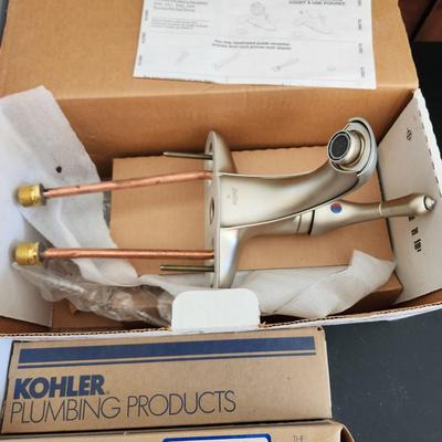 Bathroom Hardware Lot Delta Shower , Sink Faucet