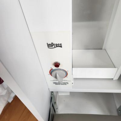 Whirlpool  Wall   ImPress Ironing Station  White