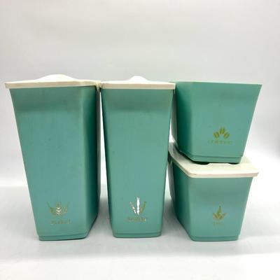 Vintage 4 Piece *Read Details