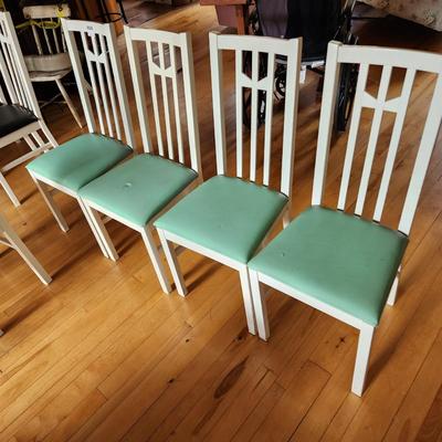 4 Ikea Chairs w Green Seats