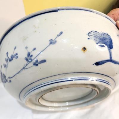 Lot #6 Antique Chinese Blue/White Bowl