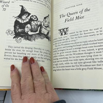 Wizard of Oz hardback book