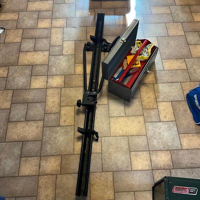 US1832 Thule Metal Ski / Bike Car Rack with Ski Wax Tool Box