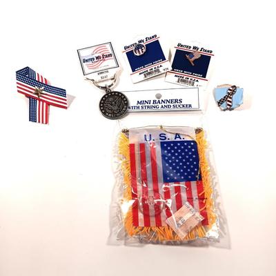 United We Stand U.S.A, button back Pins and keychain.