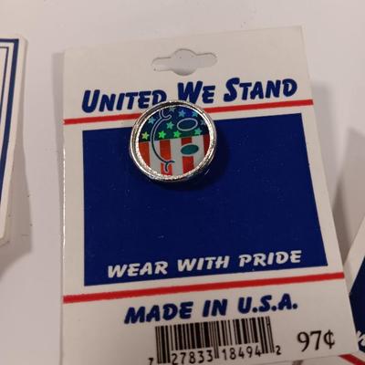 United We Stand U.S.A, button back Pins and keychain.