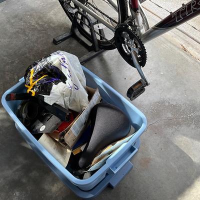 G1835 Men's TREK Bicycle Alpha SL 7500 with Box of Bicycle Accessories