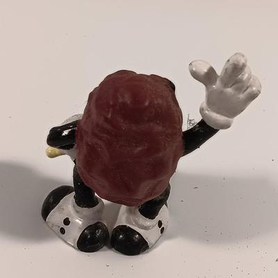 California Rasins 1987 CALRAB miniature figures and Applause plush