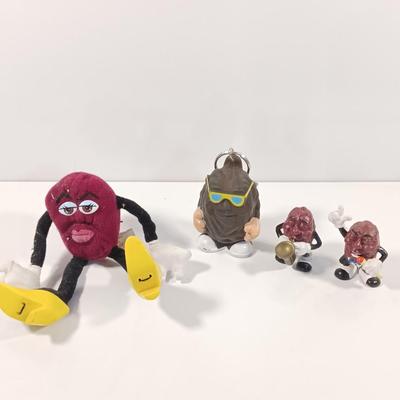California Rasins 1987 CALRAB miniature figures and Applause plush
