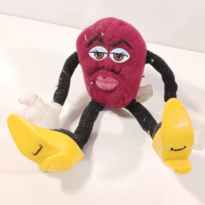 California Rasins 1987 CALRAB miniature figures and Applause plush