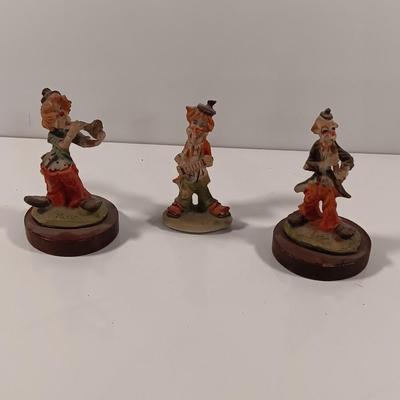 Three small Clown Figures Clown band
