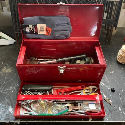 G1963 Ladies Metal Tool Box with Tools