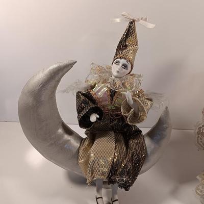 Two Ceramic Mimes / Clown Music boxes
