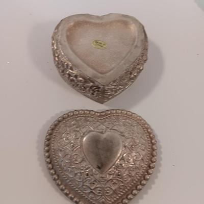 Miniature Angels tea set with two ring boxes