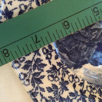 Rare Vintage 8" Oxtogon Shaped Wedgewood Plate