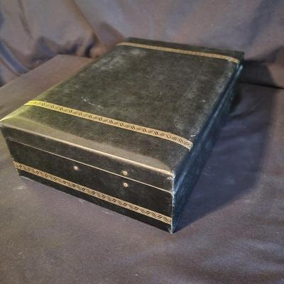 Bombay Co Jewelry Box and More (DR-DW)